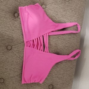 Pink bikini top 👙